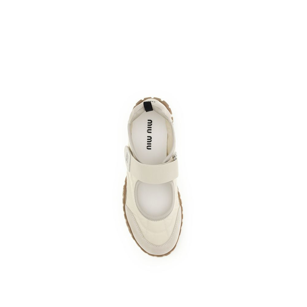 Miu Miu — Ballerines Tyre en polyamide recyclé beige