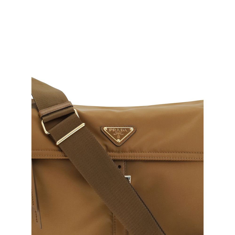Prada – Sac porté épaule Explore Large en Re-Nylon
