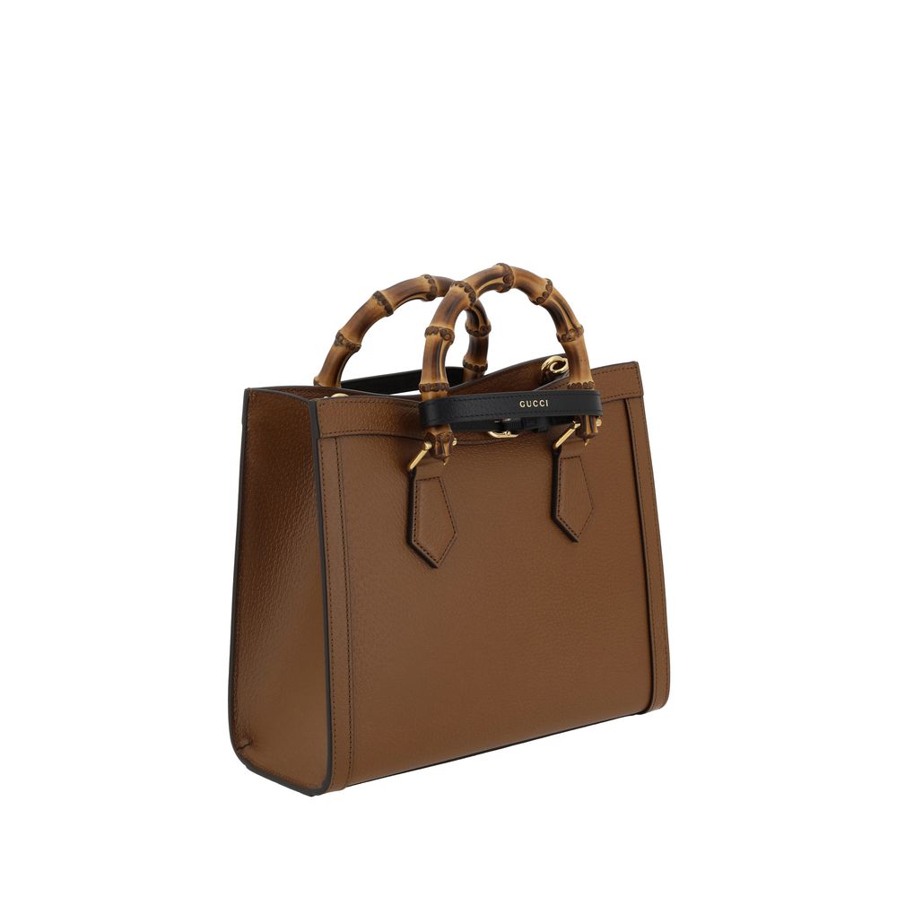 Gucci – Sac à main Diana en cuir de veau avec poignées bambou