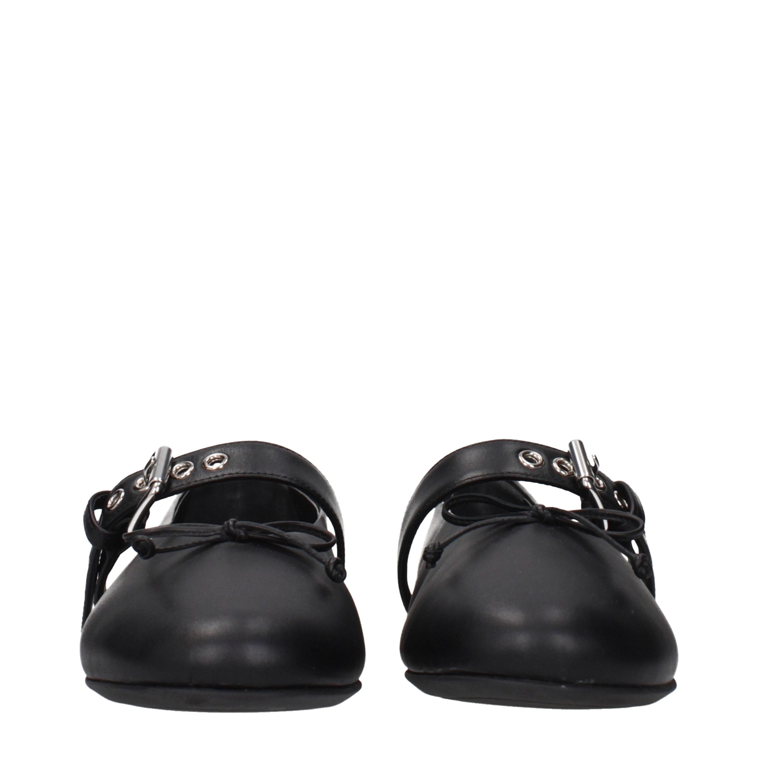 Miu Miu – Ballerines en cuir noir