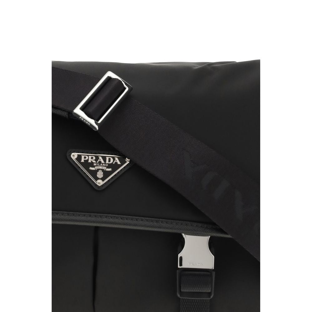 Prada — Sac porté épaule noir en Re-Nylon avec finitions Saffiano