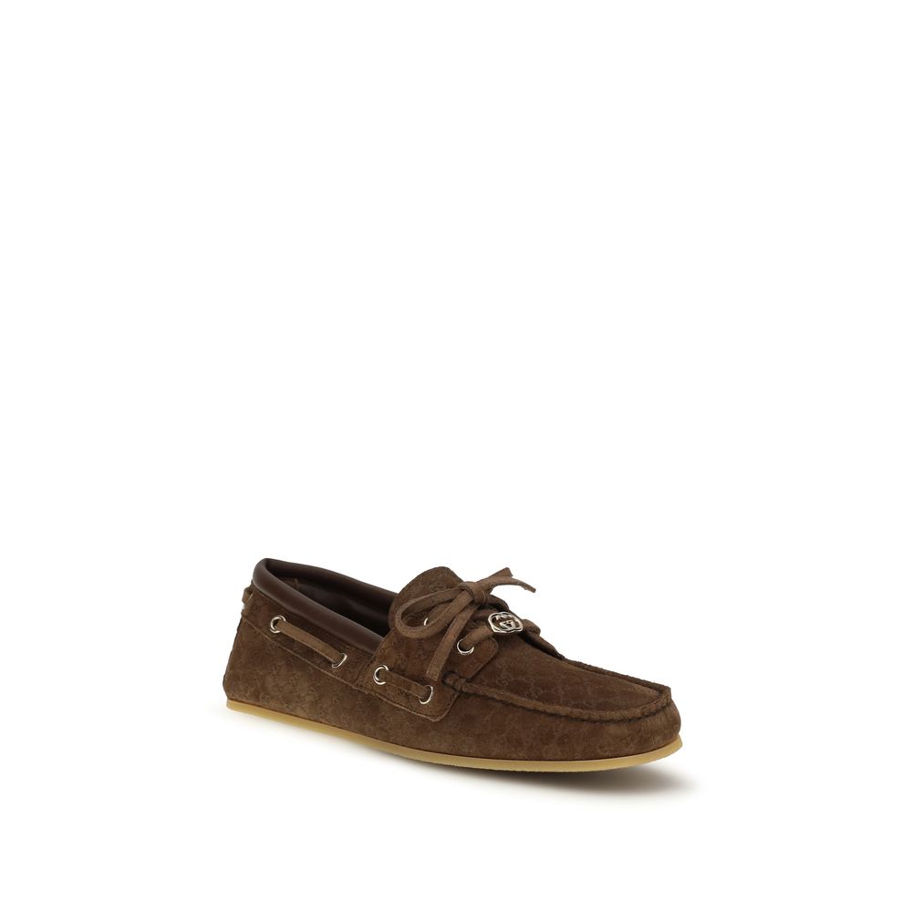 Gucci — Mocassins bateau en suède GG Supreme marron