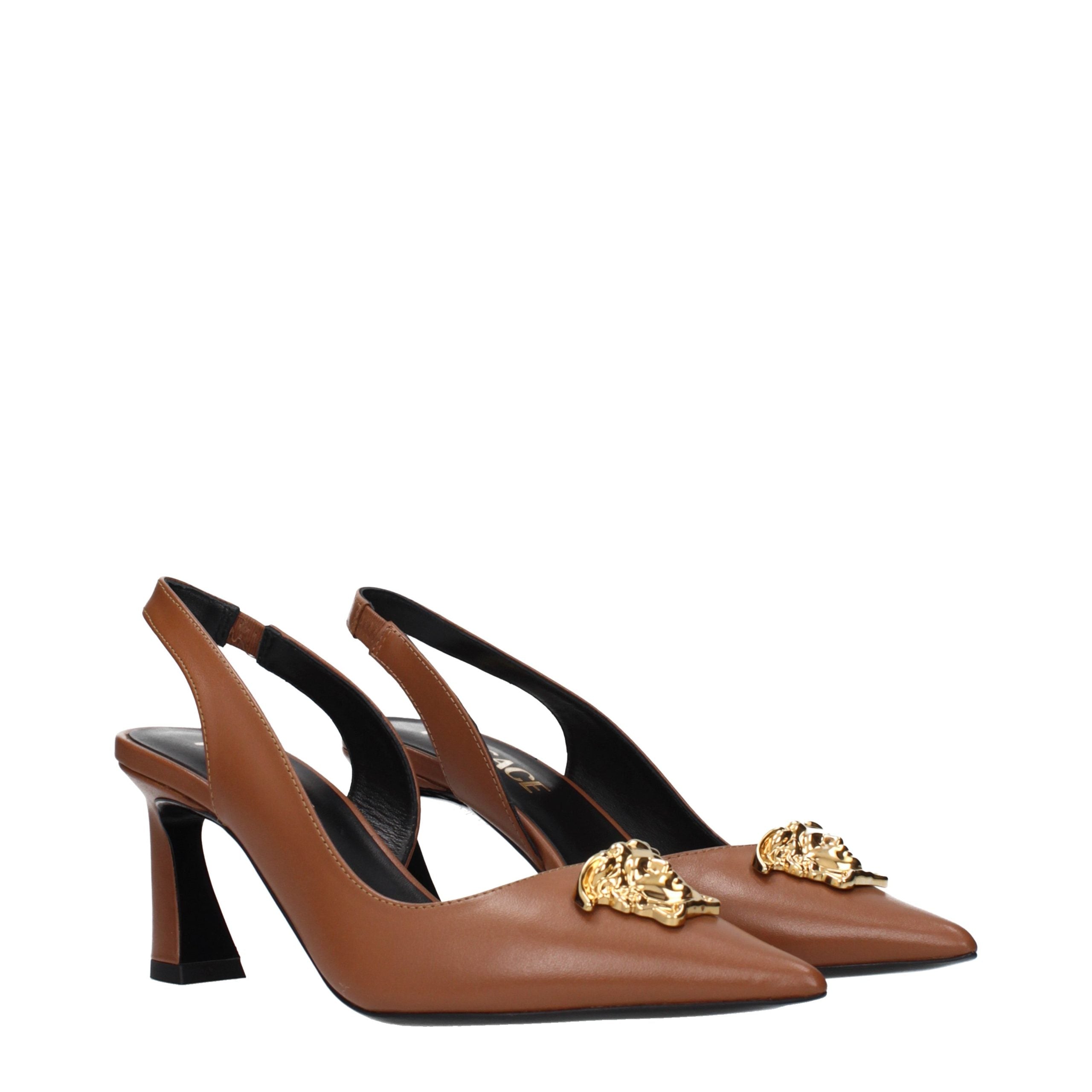 Versace – Sandales en cuir brun avec détail signature
