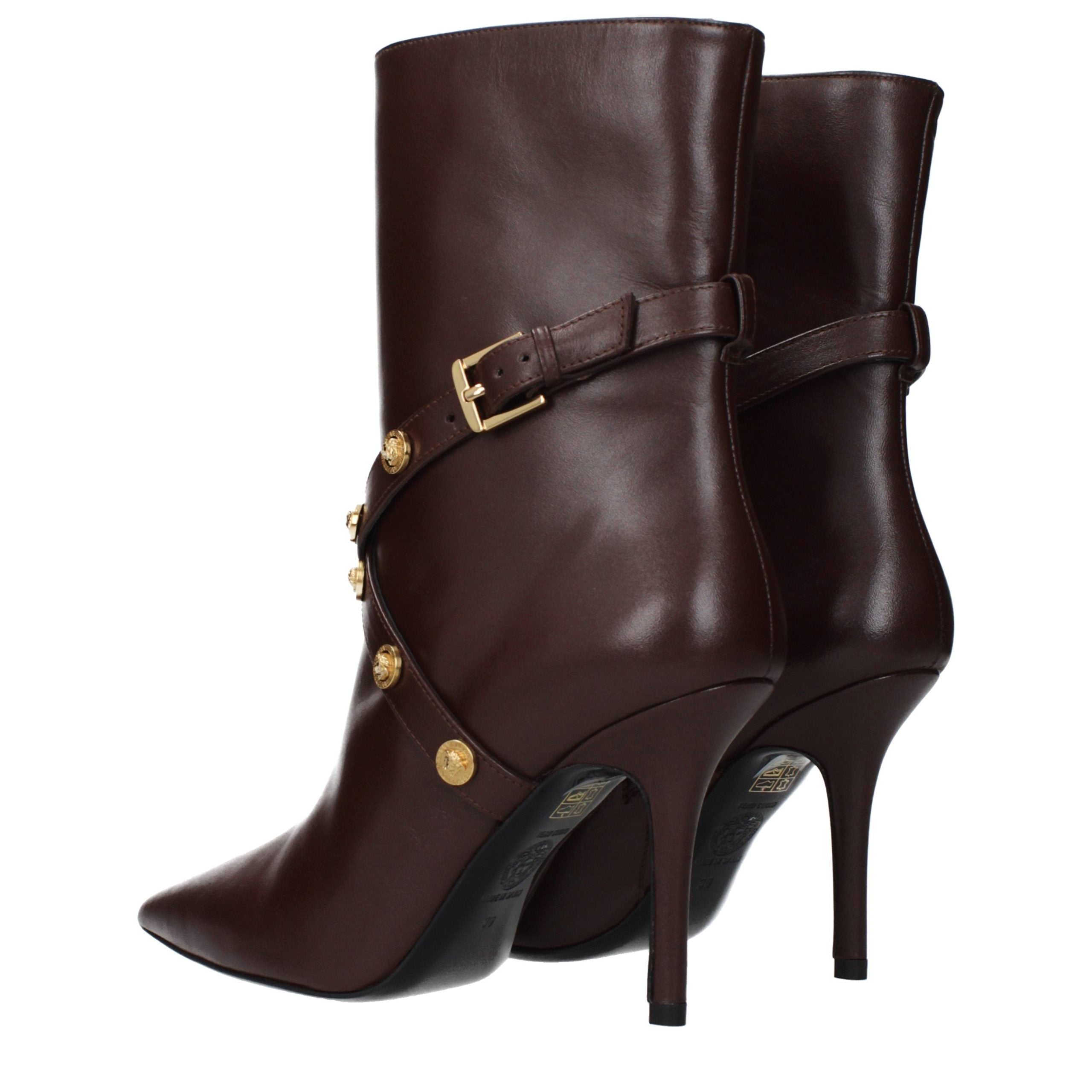 Versace – Bottines en cuir brun chocolat à talon haut