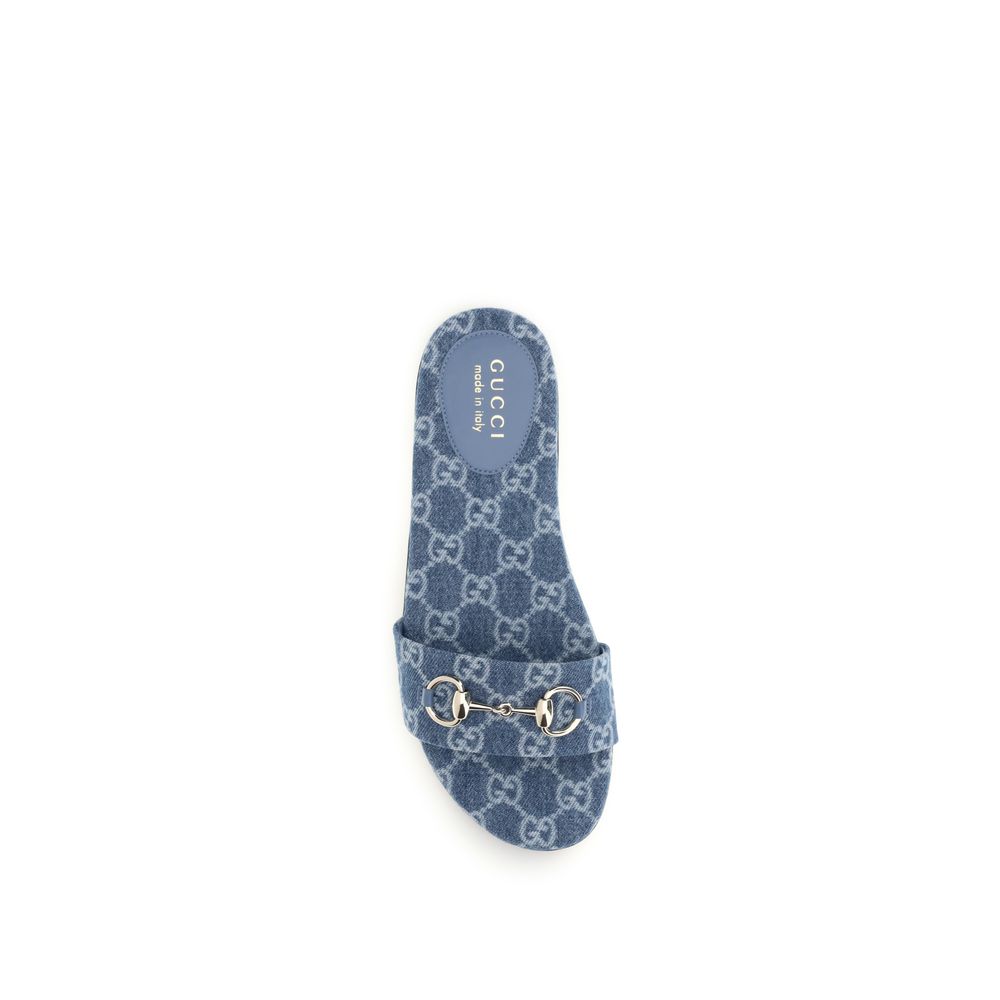 Gucci – Sandales slider en denim GG