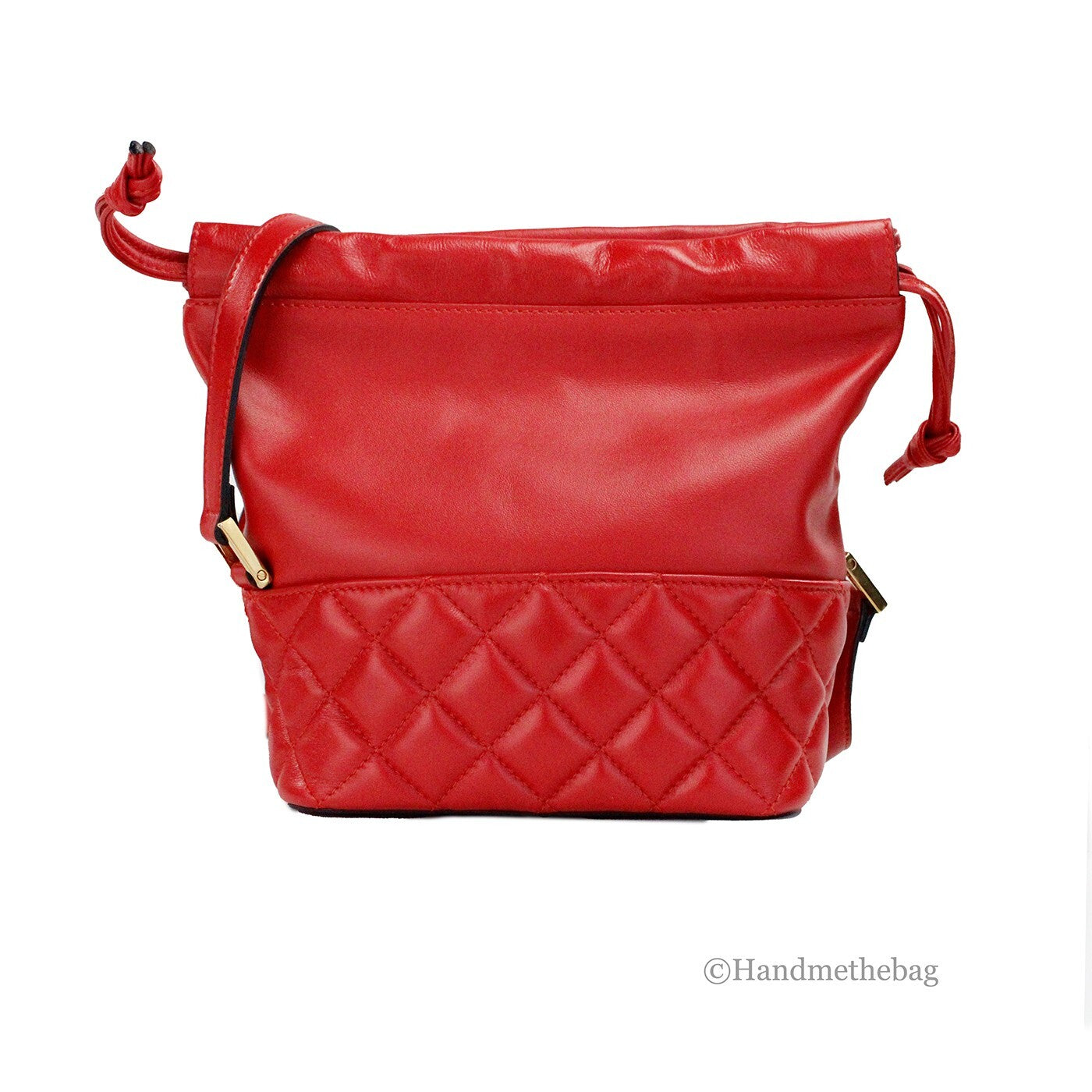 Versace – Sac seau matelassé en cuir rouge avec Medusa