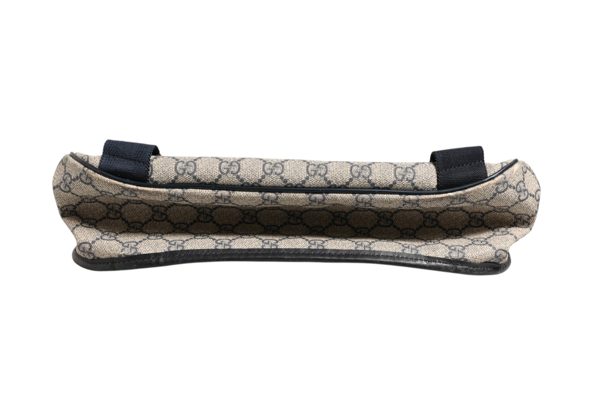 Gucci – Sac messenger GG Supreme en toile