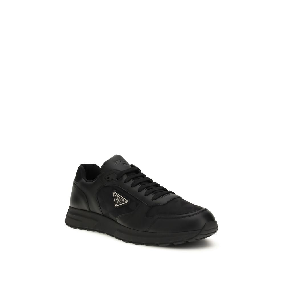 Prada – Sneakers en Re-Nylon et cuir avec logo triangle