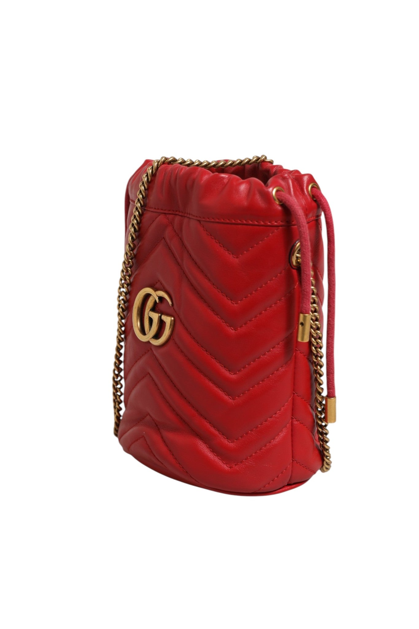 Gucci – Sac seau GG Marmont en cuir matelassé chevron