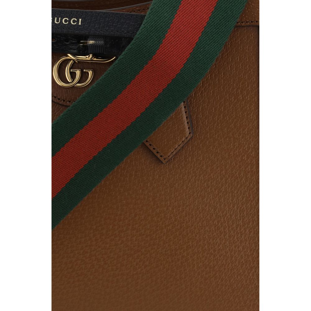 Gucci – Sac à main Diana en cuir de veau avec poignées bambou