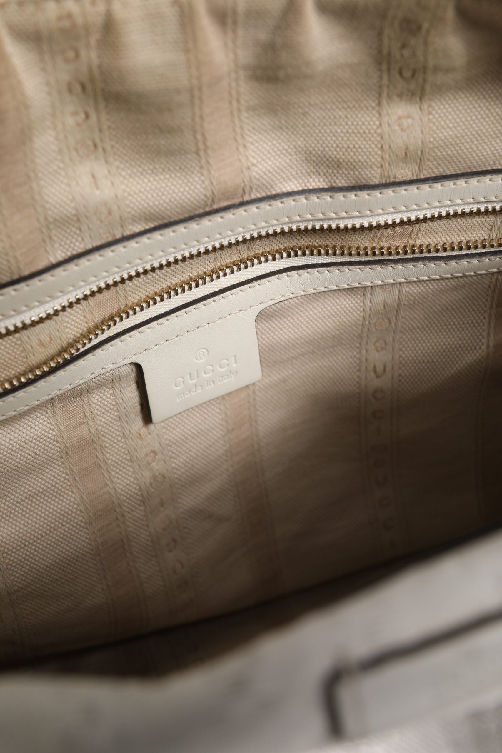 Sac Boston Medium en cuir Diamante