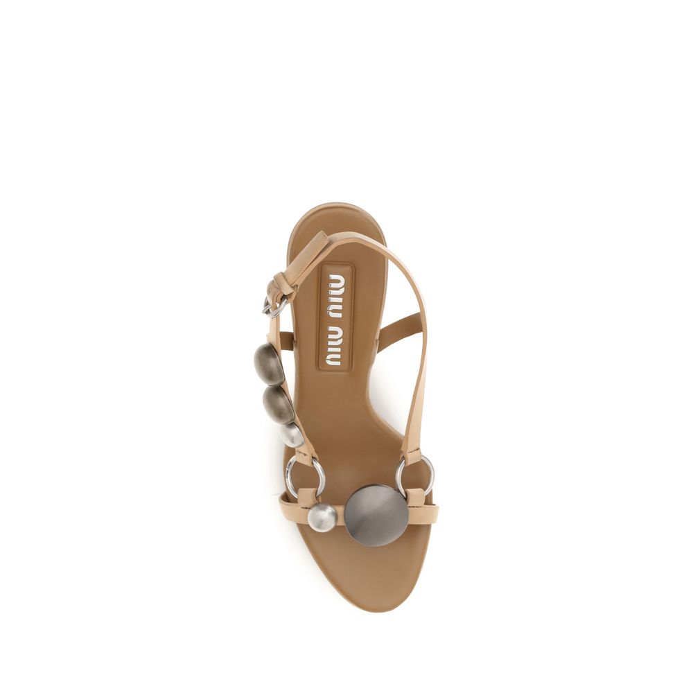 Miu Miu – Sandales en cuir avec détails métalliques