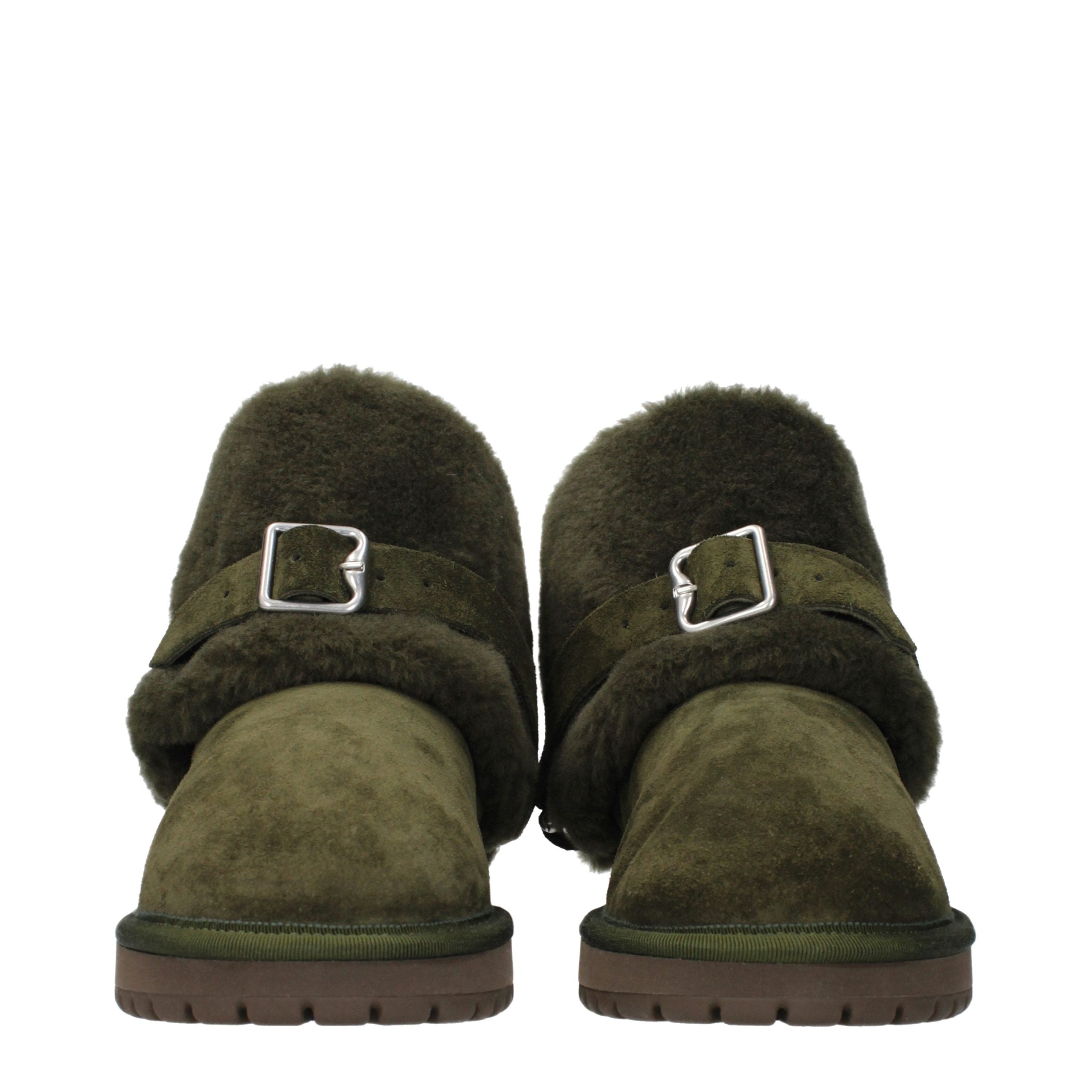 Burberry – Bottines en suède vert avec intérieur fourré