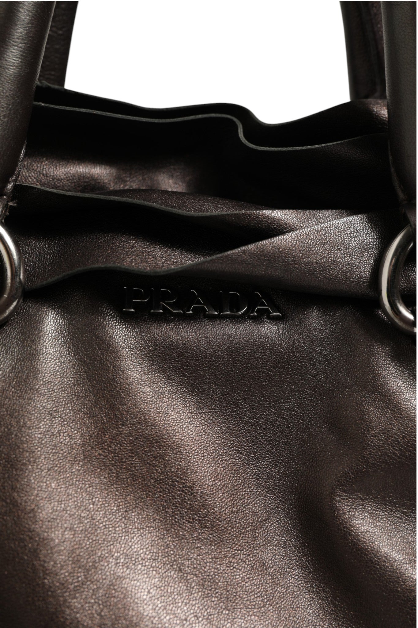 Sac porté épaule à volants en cuir nappa métallisé