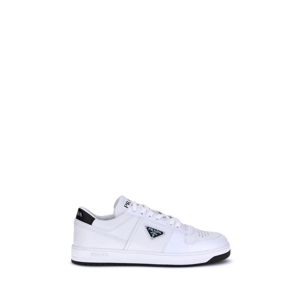 Prada – Sneakers en cuir avec logo triangle émaillé