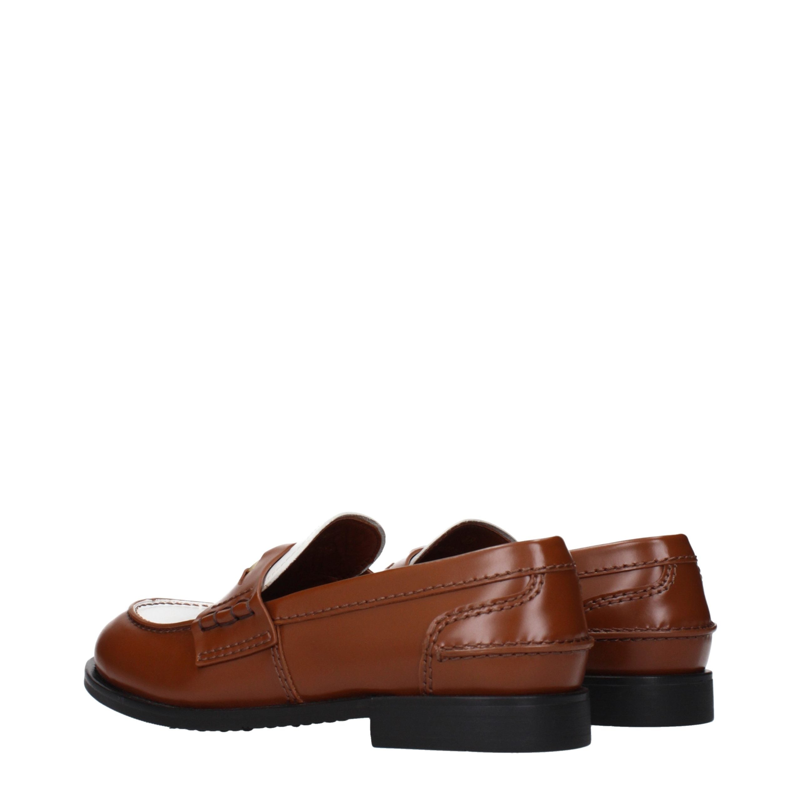 Miu Miu – Loafers en cuir marron avec logo frontal