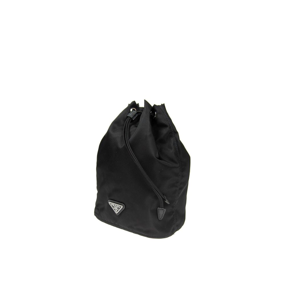 Prada – Sac seau en nylon avec logo triangle