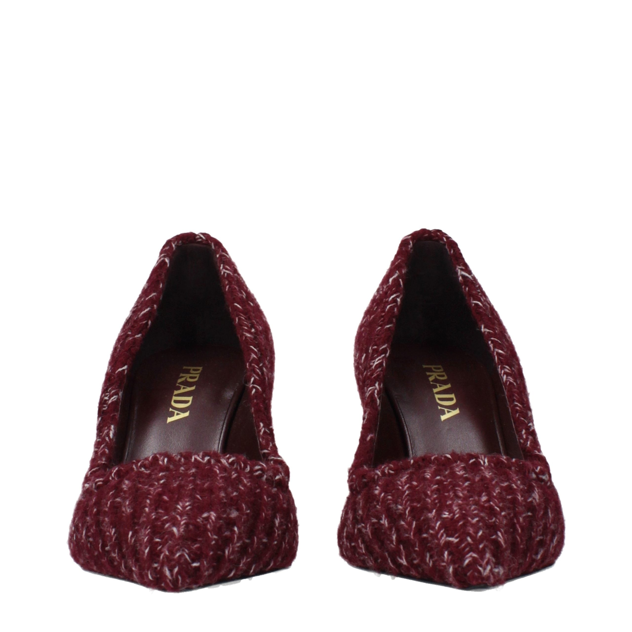 Prada – Escarpins en tissu rouge